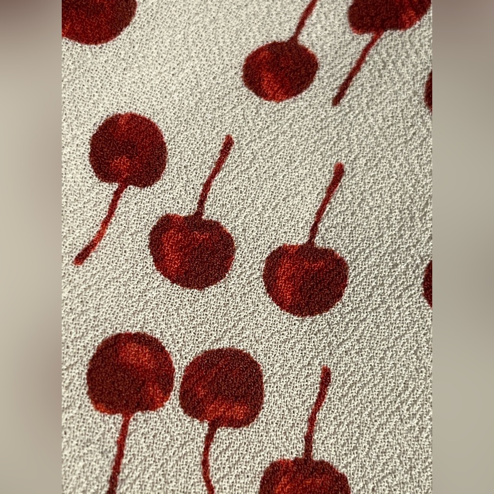 REFORMATION 🍒🍒 cherry dress size 2 🍒🍒🍒🍒🍒🍒🍒🍒🍒🍒🍒🍒🍒🍒🍒🍒🍒🍒🍒🍒🍒🍒🍒 - Picture 3 of 11